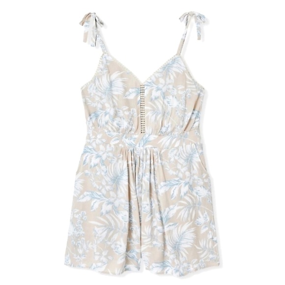 Torrid Tropical Palm Gauze Floral Romper 2 NWT - Picture 1 of 5